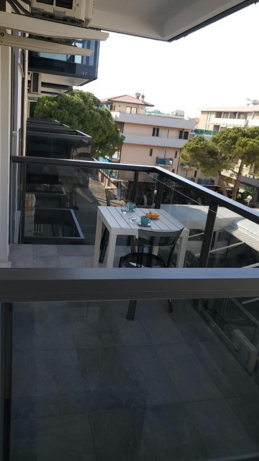 Malibu Apartments 비비오네 외부 사진