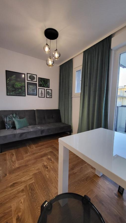 Malibu Apartments 비비오네 외부 사진